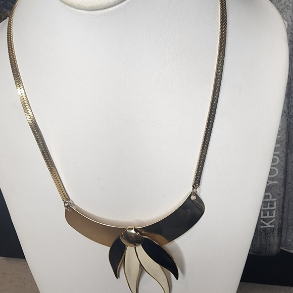 Vintage Gold necklace with cute haft flowers pendant